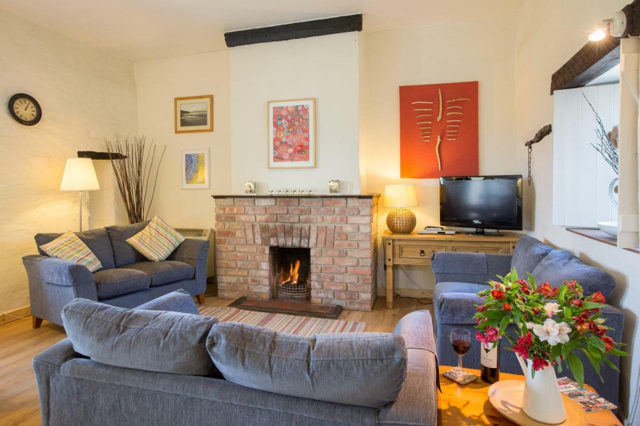 Cwm Connell Coastal Cottages Moylgrove Экстерьер фото