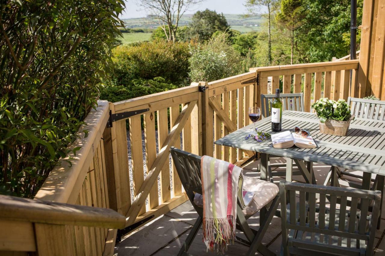 Cwm Connell Coastal Cottages Moylgrove Экстерьер фото