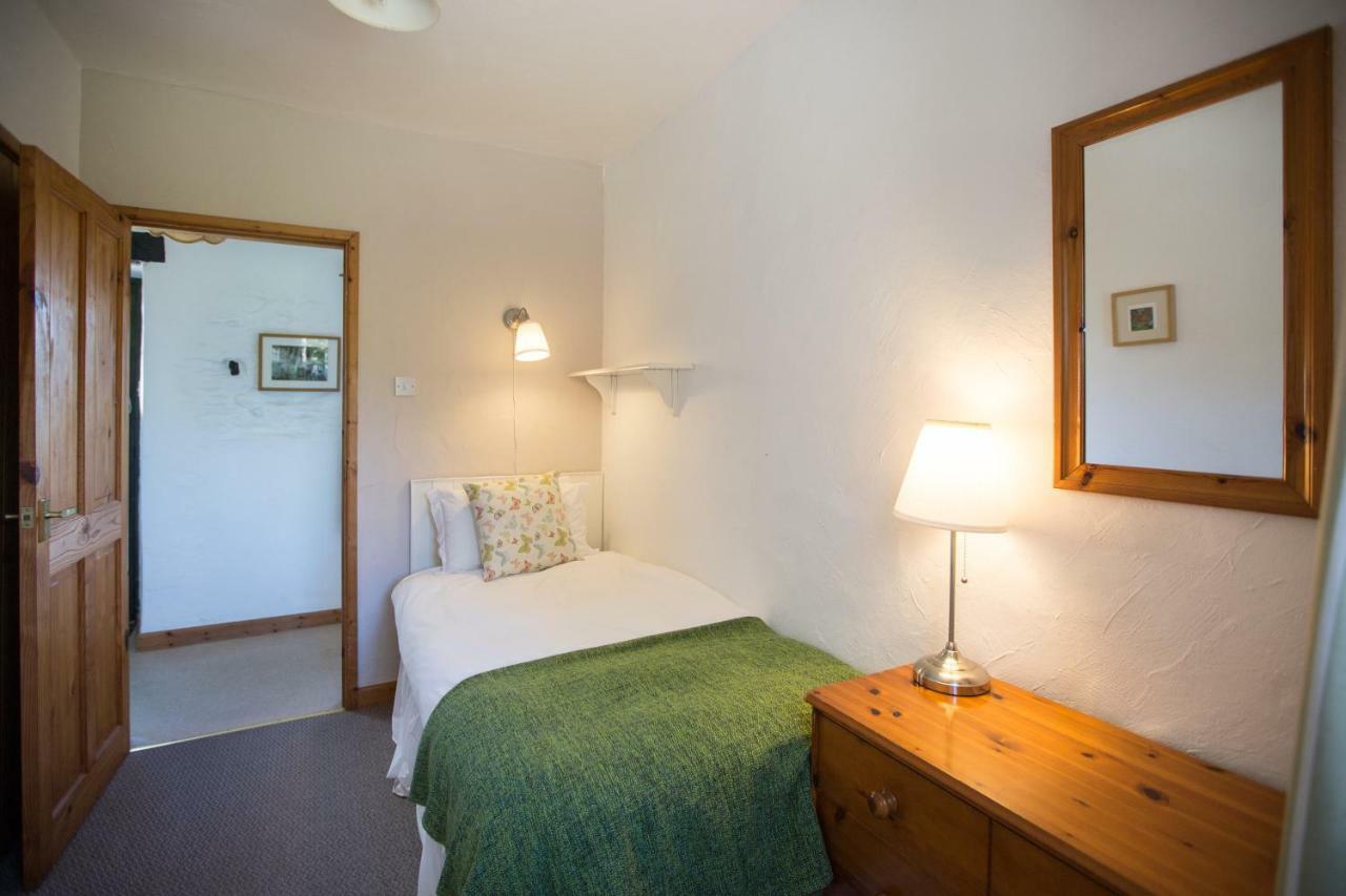 Cwm Connell Coastal Cottages Moylgrove Экстерьер фото