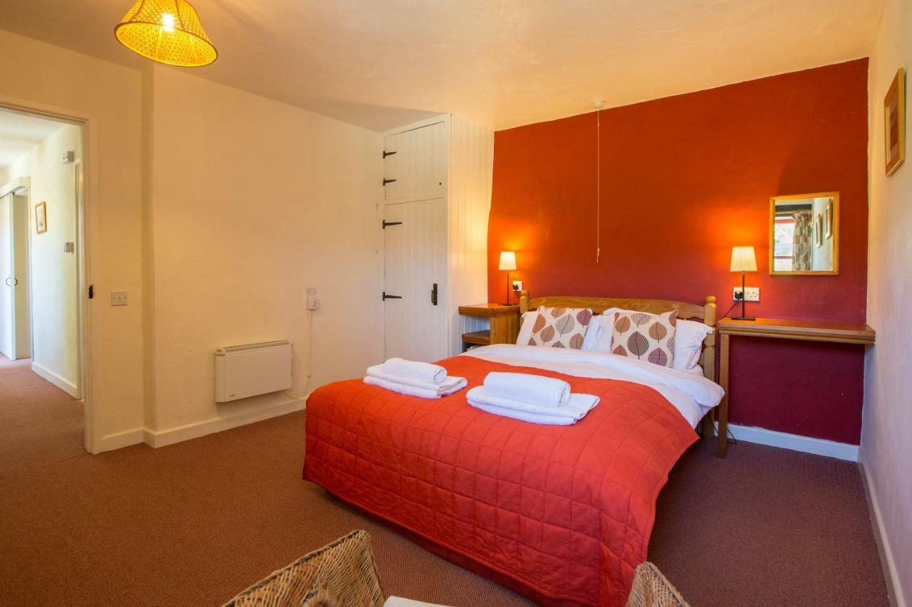 Cwm Connell Coastal Cottages Moylgrove Экстерьер фото