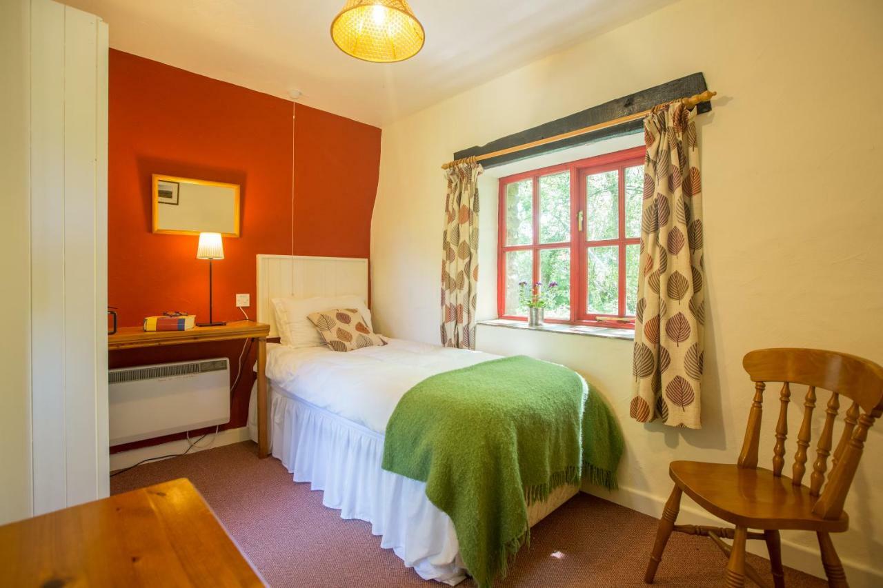 Cwm Connell Coastal Cottages Moylgrove Экстерьер фото