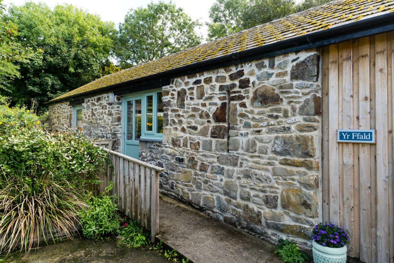 Cwm Connell Coastal Cottages Moylgrove Экстерьер фото