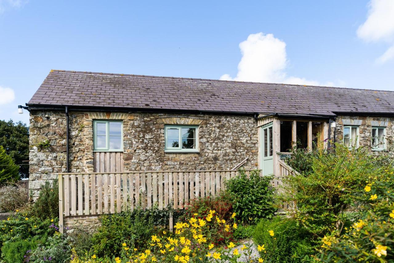 Cwm Connell Coastal Cottages Moylgrove Экстерьер фото